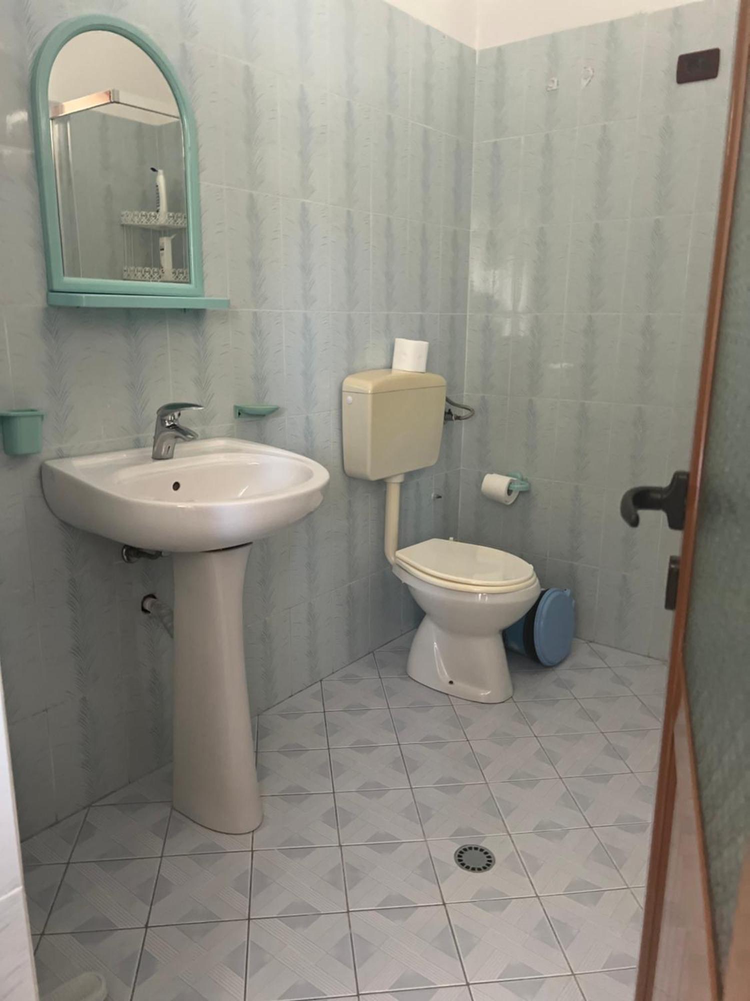 Fori Vodo Hotel Divjake Buitenkant foto