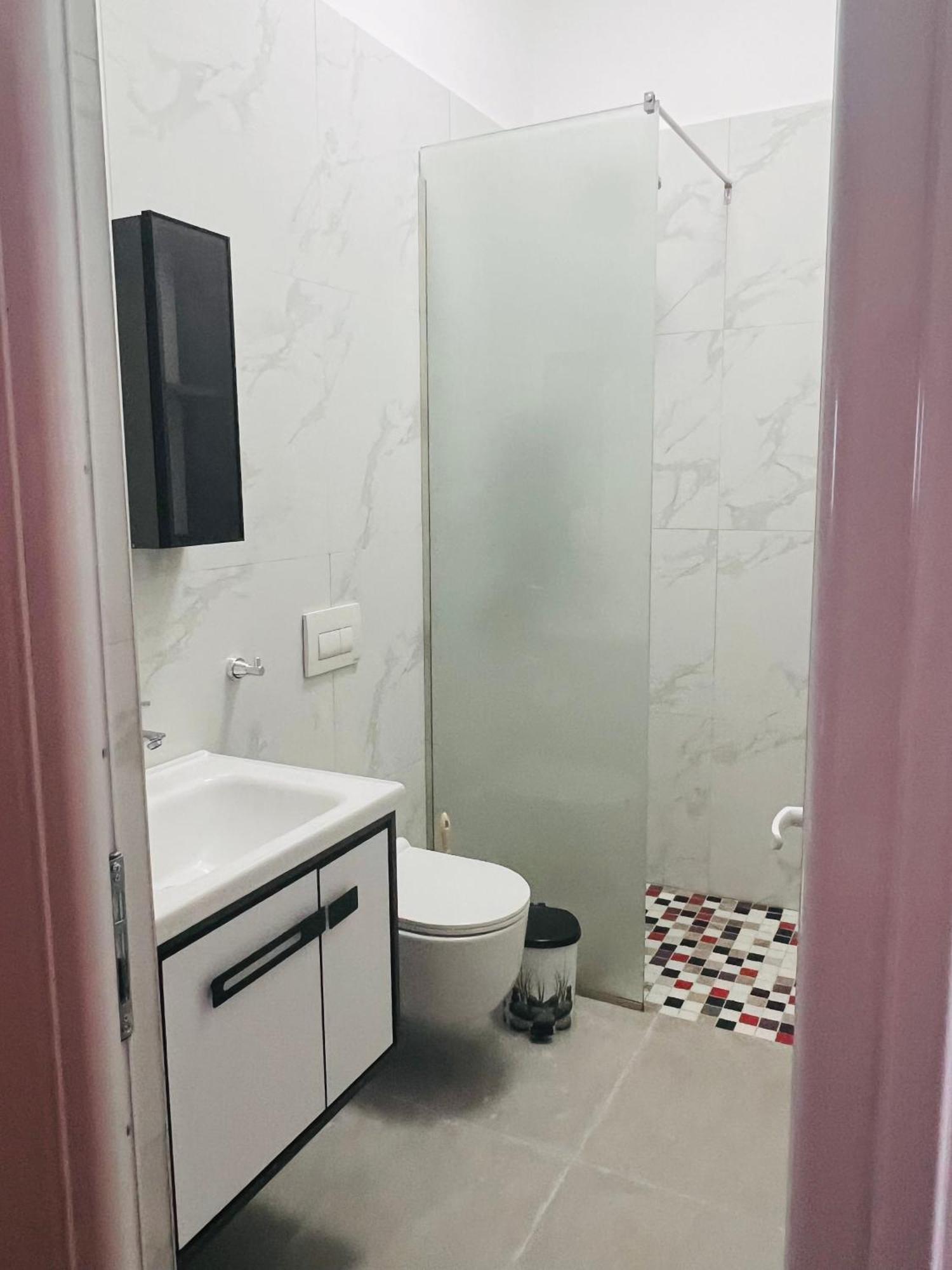 Fori Vodo Hotel Divjake Buitenkant foto